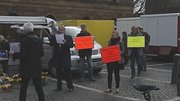Strassentheater: Reiche demonstrieren gegen die Vermögenssteuer